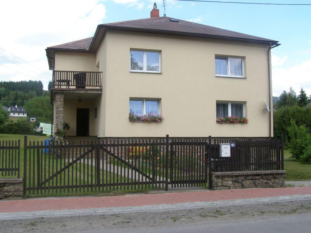 Apartment Vysocina Svratka Oda fotoğraf